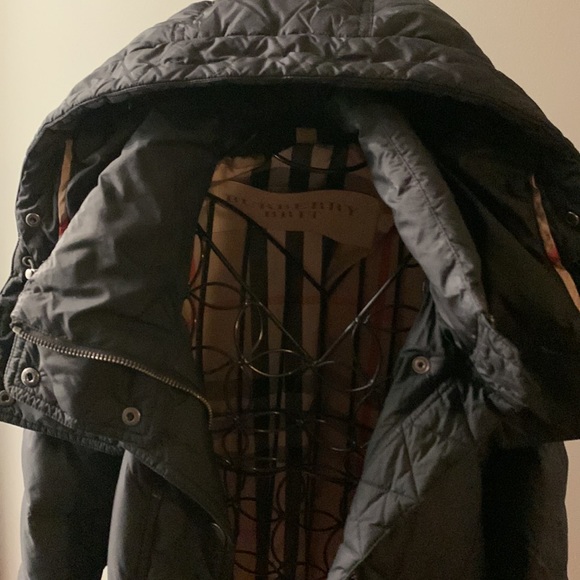BURBERRY Goose Down Winter Parka - Picture 3 of 16